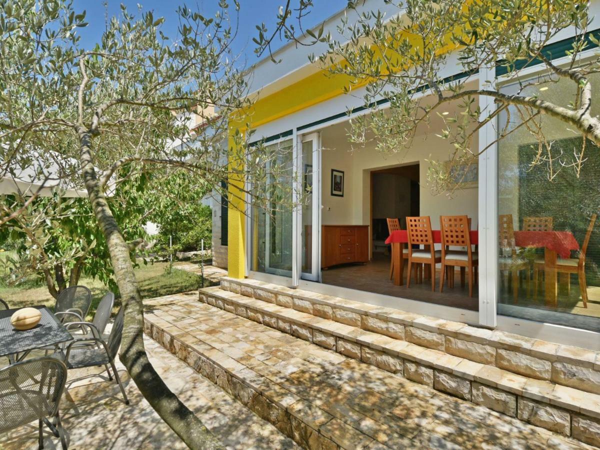 Villa Yellow House By Interhome Diklo Zewnętrze zdjęcie